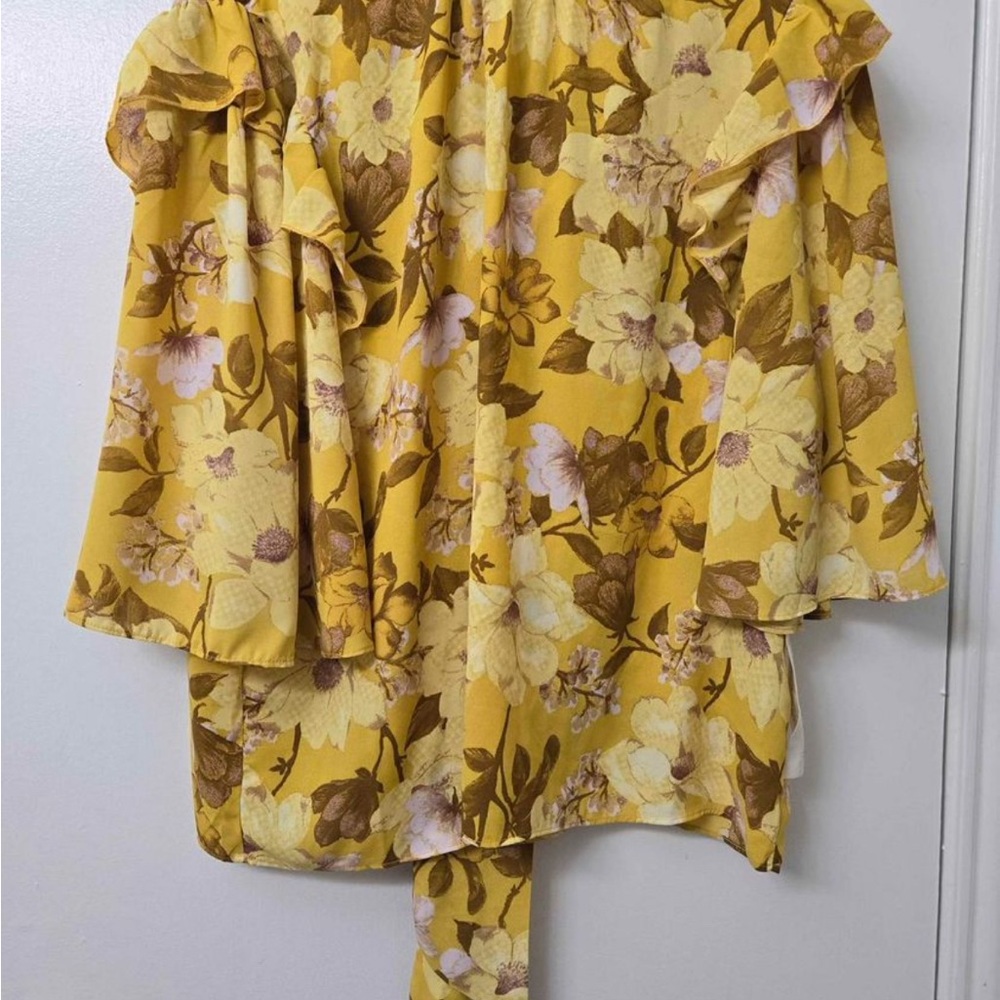 Happy Nature Kate Hudson Yellow Wrap-Style Blouse with Ruffled Details